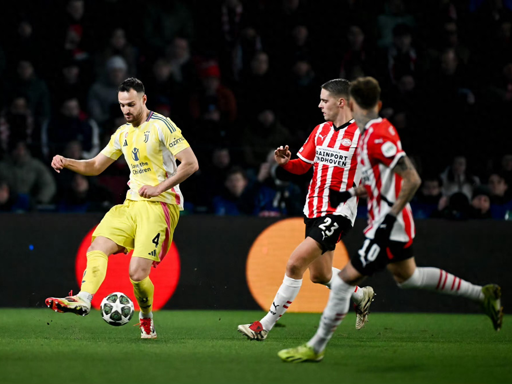 九游app-蒙彼利埃客场战胜斯特拉斯堡，继续领跑的简单介绍